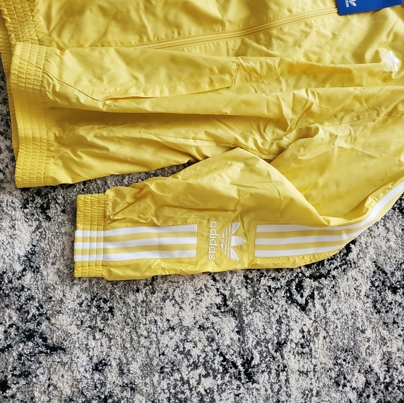 ADIDAS Mens Track Jacket NWT Size L - Picture 3 of 6